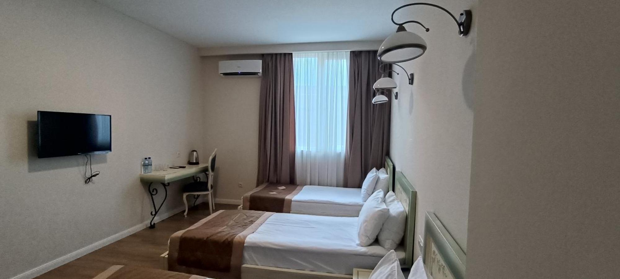 Prestige Palace - Esquisse Hotel Tbilisi Cameră foto