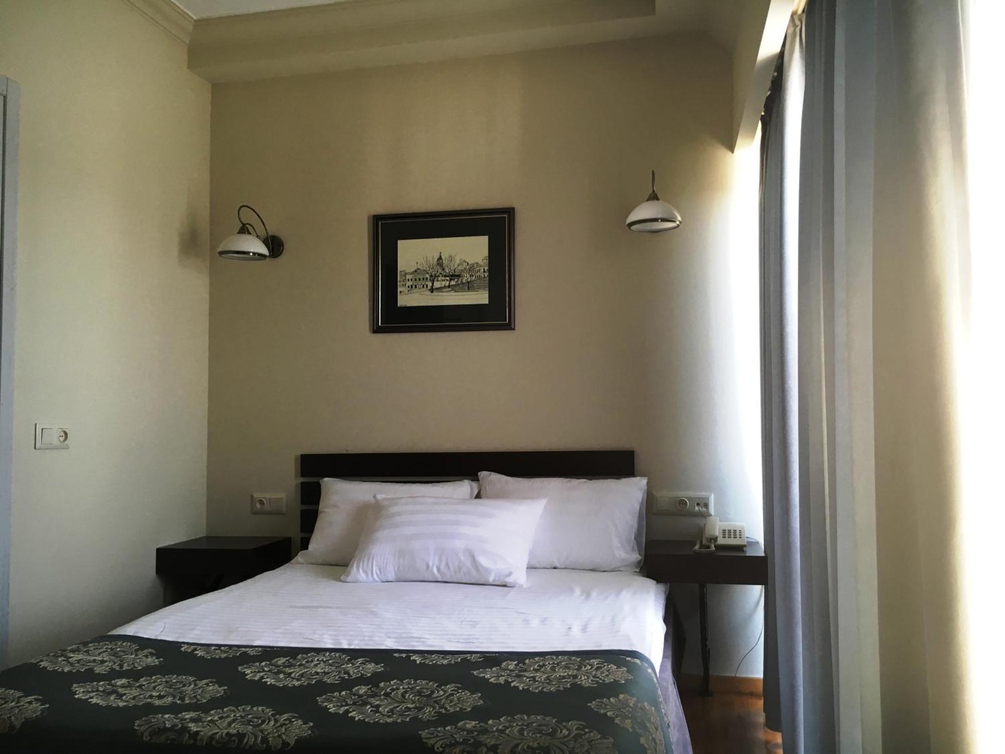 Prestige Palace - Esquisse Hotel Tbilisi Cameră foto