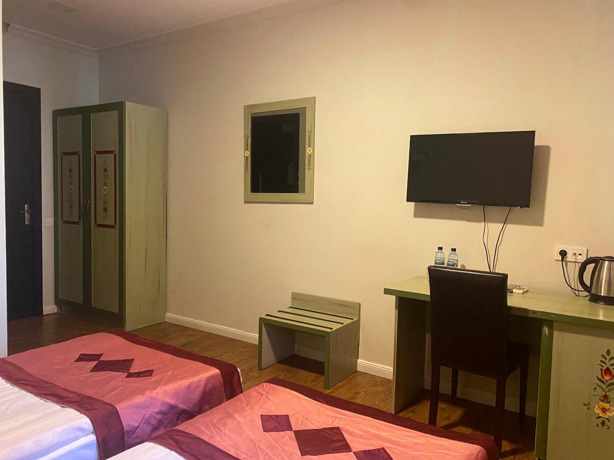 Prestige Palace - Esquisse Hotel Tbilisi Cameră foto